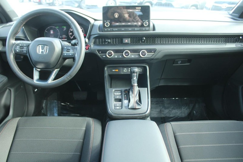 Honda CR-V Hybrid Vehicle Full-screen Gallery Image 10