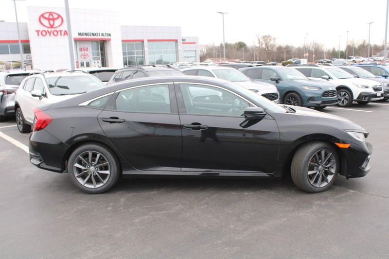 Honda Civic Sedan Vehicle Full-screen Gallery Image 07