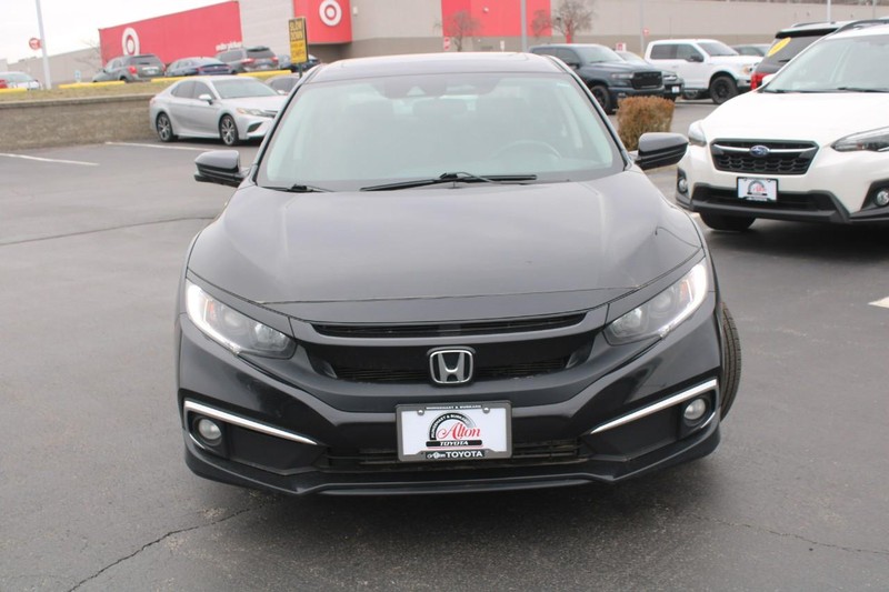 Honda Civic Sedan Vehicle Full-screen Gallery Image 13