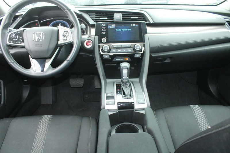 Honda Civic Sedan Vehicle Full-screen Gallery Image 15