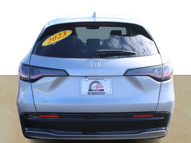 Honda HR-V Vehicle Full-screen Gallery Image 04