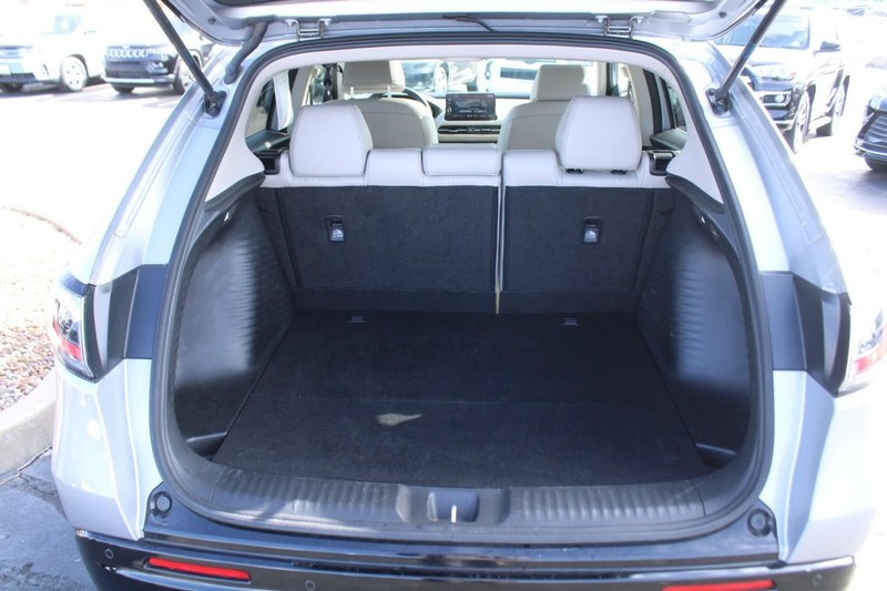 Honda HR-V Vehicle Full-screen Gallery Image 06