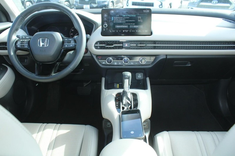 Honda HR-V Vehicle Full-screen Gallery Image 10
