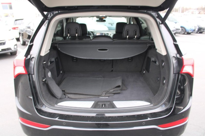 Buick Envision Vehicle Full-screen Gallery Image 06