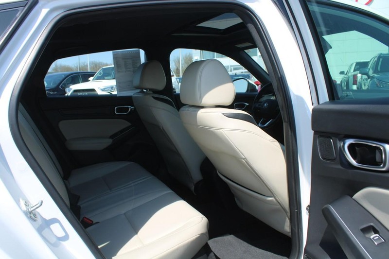 Acura Integra Vehicle Full-screen Gallery Image 09