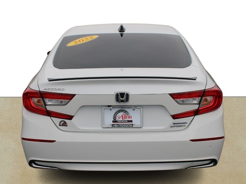 Honda Accord Hybrid Vehicle Full-screen Gallery Image 04