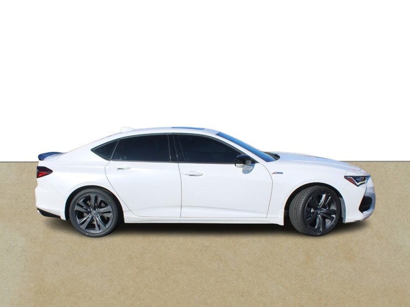 Acura TLX Vehicle Full-screen Gallery Image 02