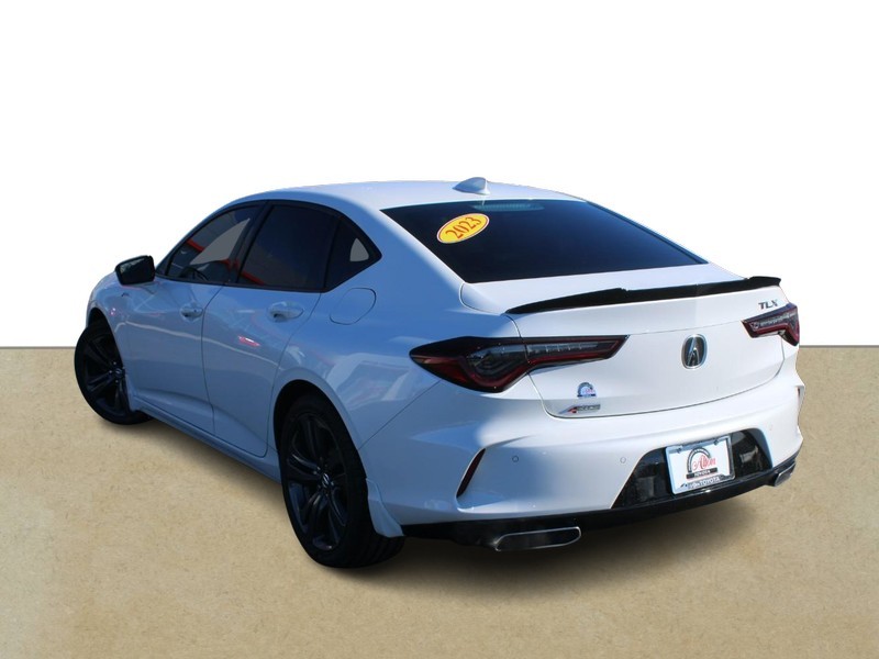 Acura TLX Vehicle Full-screen Gallery Image 05