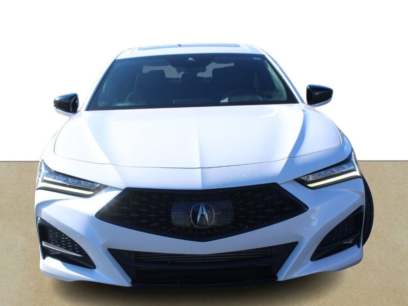 Acura TLX Vehicle Full-screen Gallery Image 08