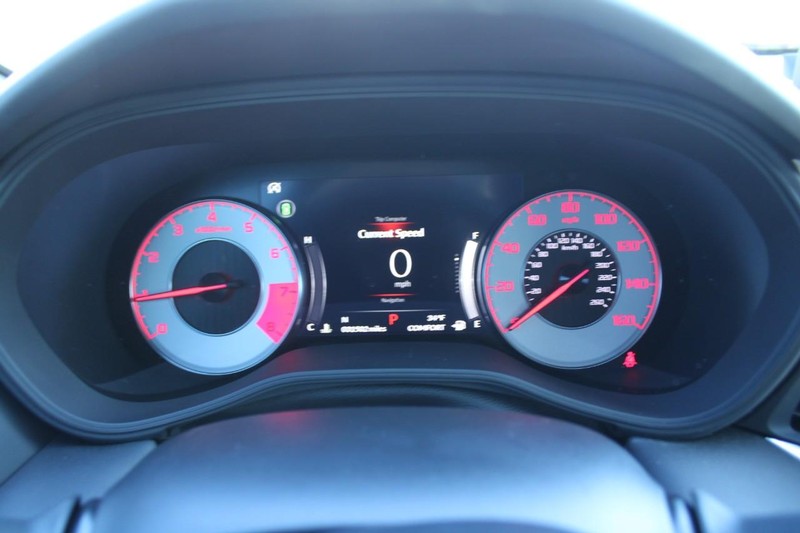 Acura TLX Vehicle Full-screen Gallery Image 18