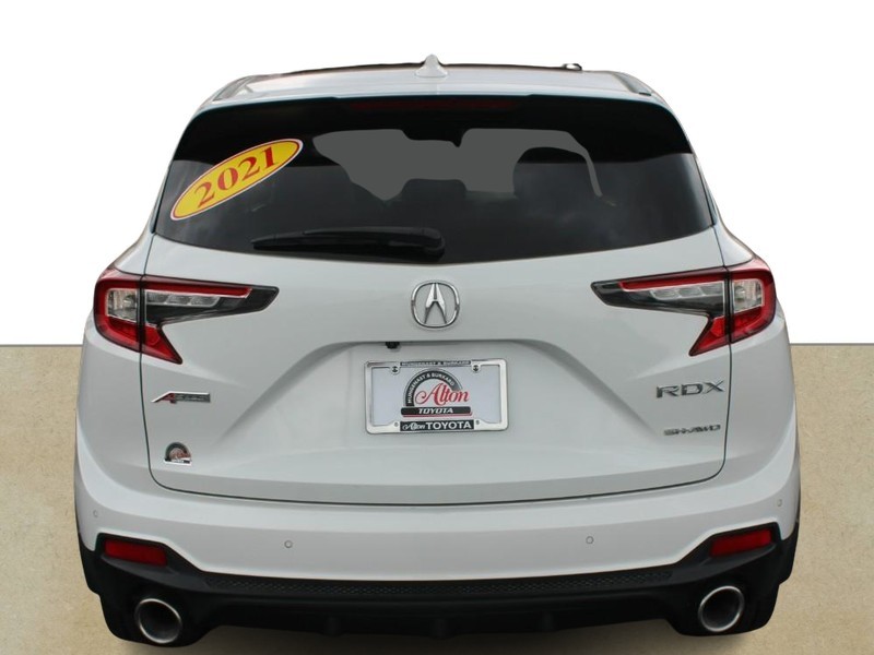 Acura RDX Vehicle Full-screen Gallery Image 04