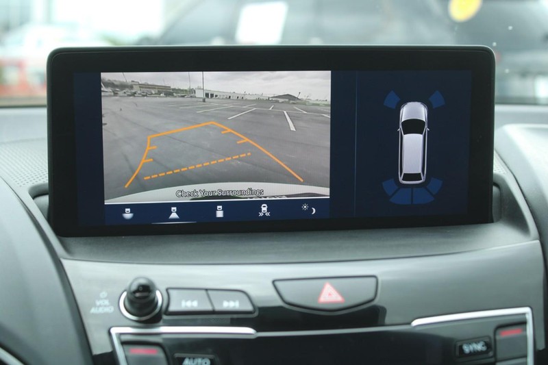 Acura RDX Vehicle Full-screen Gallery Image 20
