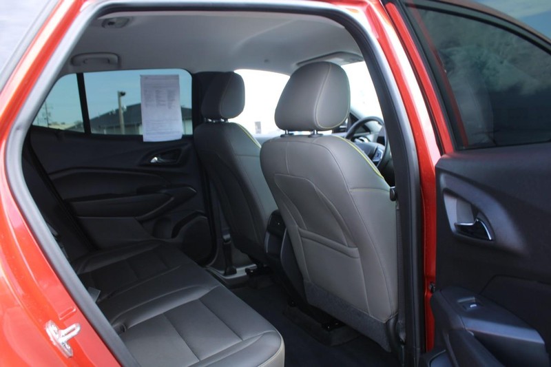 Chevrolet Trax Vehicle Full-screen Gallery Image 09
