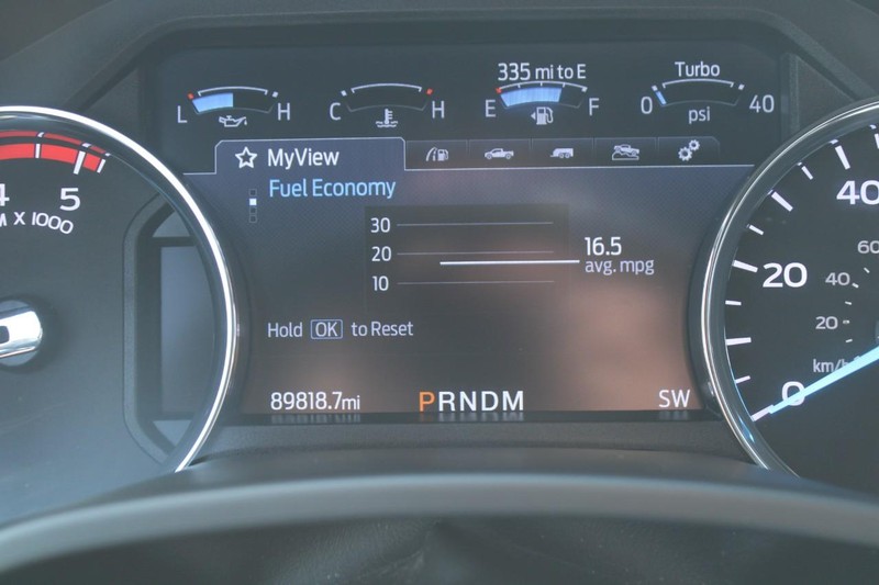 Ford Super Duty F-350 SRW Vehicle Full-screen Gallery Image 18