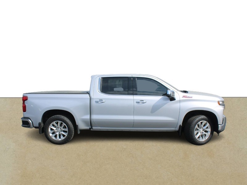 Chevrolet Silverado 1500 Vehicle Full-screen Gallery Image 02