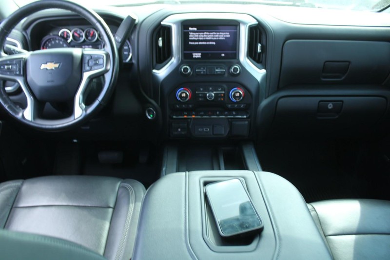 Chevrolet Silverado 1500 Vehicle Full-screen Gallery Image 10