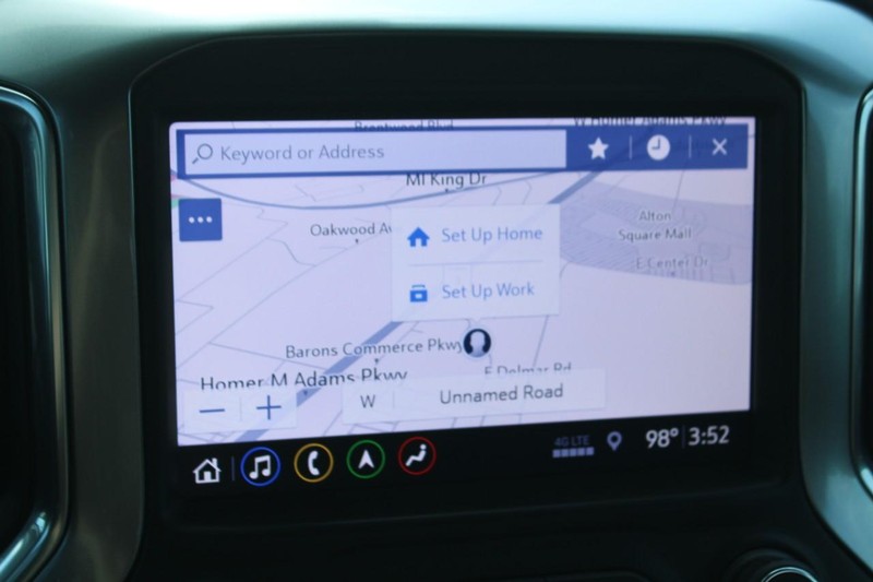 Chevrolet Silverado 1500 Vehicle Full-screen Gallery Image 20