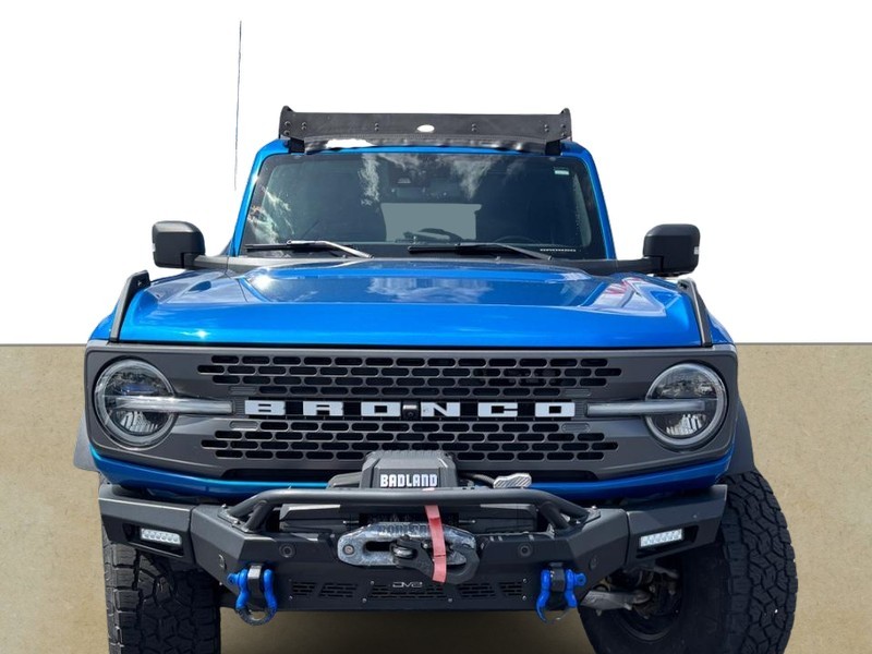 Ford Bronco Vehicle Full-screen Gallery Image 08