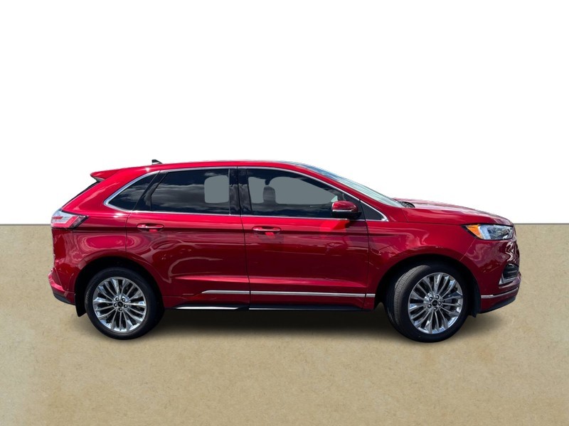 Ford Edge Vehicle Full-screen Gallery Image 02