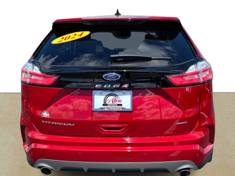 Ford Edge Vehicle Full-screen Gallery Image 04