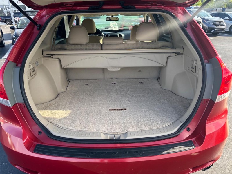 Toyota Venza Vehicle Full-screen Gallery Image 06