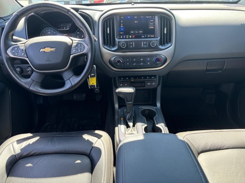 Chevrolet Colorado Vehicle Full-screen Gallery Image 10