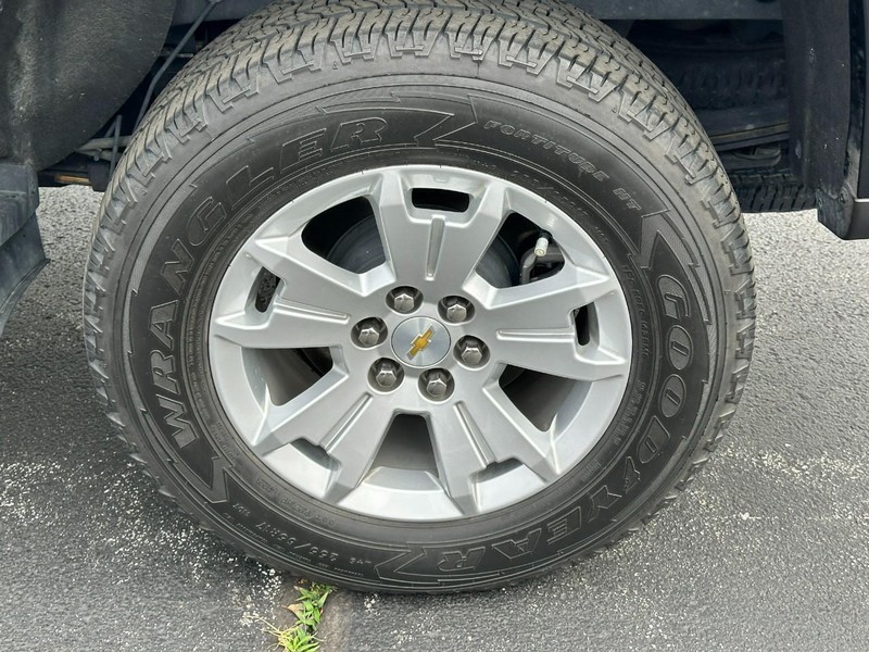 Chevrolet Colorado Vehicle Full-screen Gallery Image 07