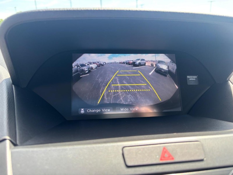 Acura RDX Vehicle Full-screen Gallery Image 19