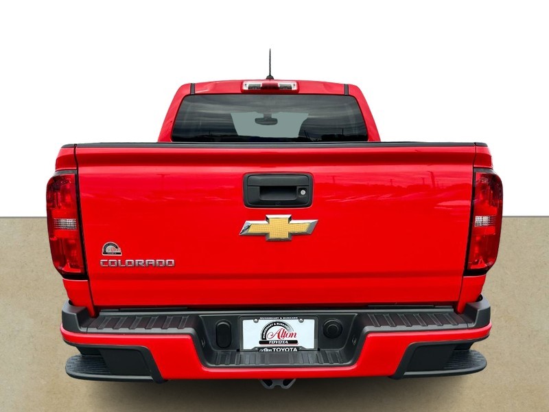 Chevrolet Colorado Vehicle Full-screen Gallery Image 04