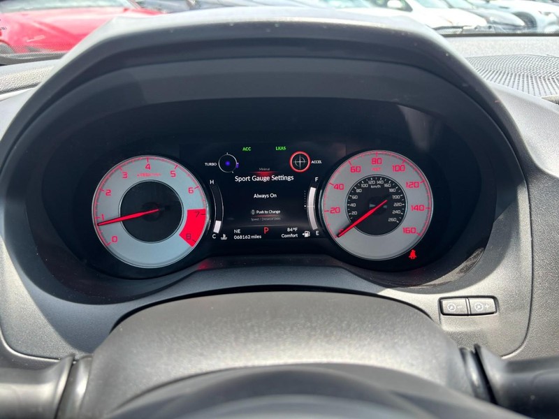 Acura RDX Vehicle Full-screen Gallery Image 17
