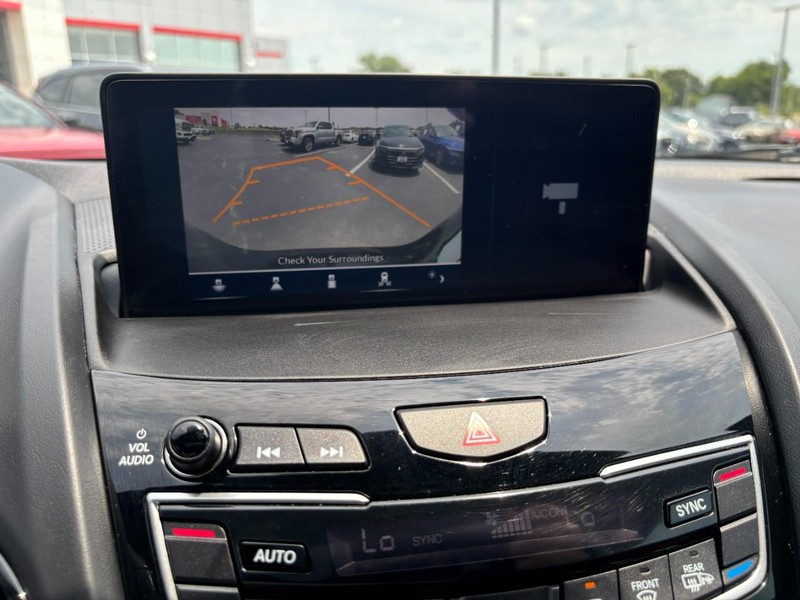 Acura RDX Vehicle Full-screen Gallery Image 19