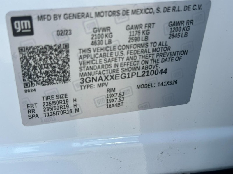Chevrolet Equinox Vehicle Full-screen Gallery Image 25