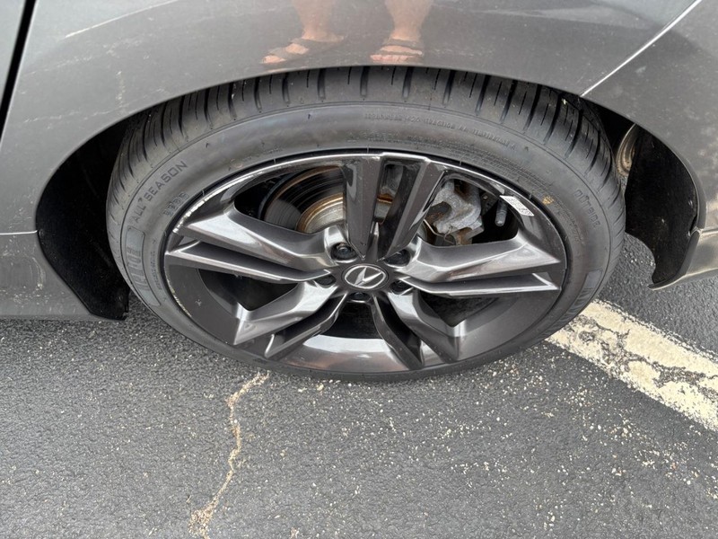 Acura Integra Vehicle Full-screen Gallery Image 07