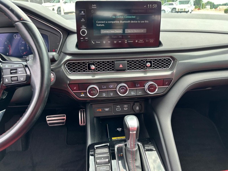 Acura Integra Vehicle Full-screen Gallery Image 13