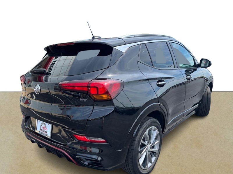 Buick Encore GX Vehicle Full-screen Gallery Image 03