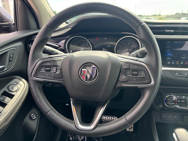 Buick Encore GX Vehicle Full-screen Gallery Image 11