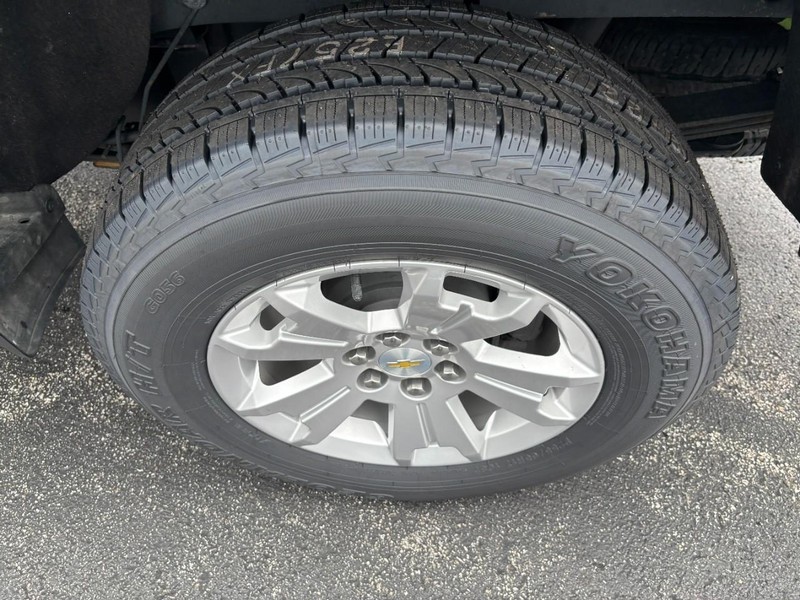 Chevrolet Colorado Vehicle Full-screen Gallery Image 07
