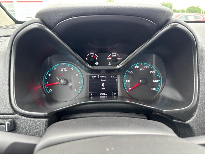Chevrolet Colorado Vehicle Full-screen Gallery Image 17