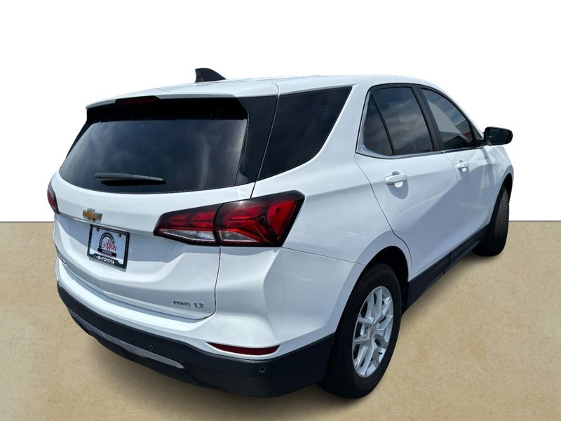 Chevrolet Equinox Vehicle Full-screen Gallery Image 03