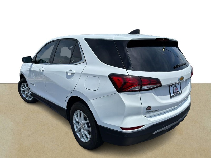 Chevrolet Equinox Vehicle Full-screen Gallery Image 05