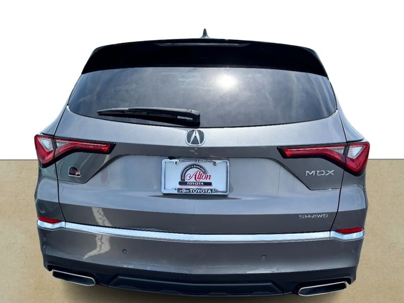 Acura MDX Vehicle Full-screen Gallery Image 04