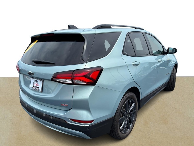Chevrolet Equinox Vehicle Full-screen Gallery Image 03