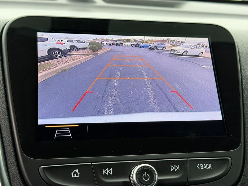 Chevrolet Equinox Vehicle Full-screen Gallery Image 21