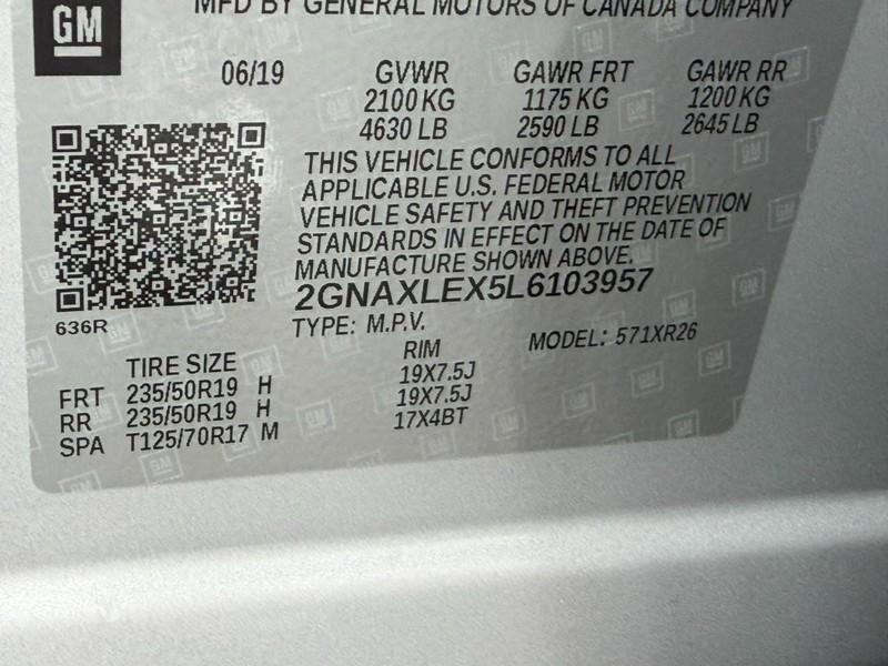 Chevrolet Equinox Vehicle Full-screen Gallery Image 22