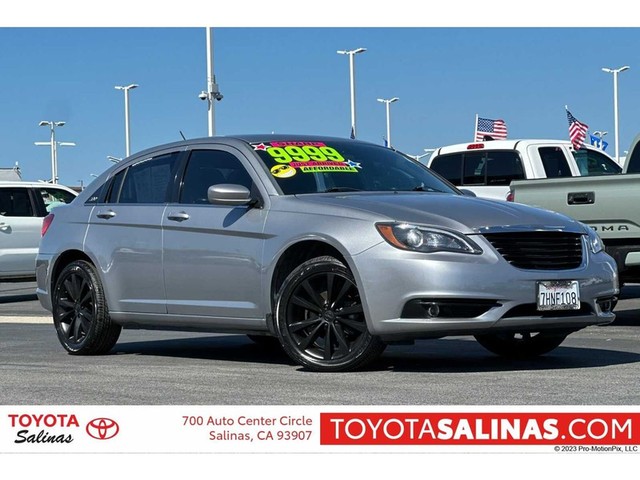 more details - chrysler 200