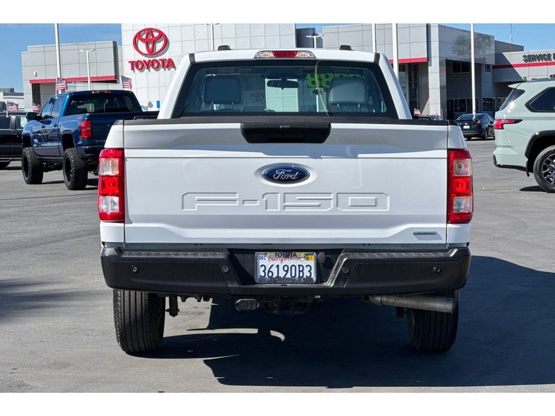 Ford F-150 Vehicle Full-screen Gallery Image 05