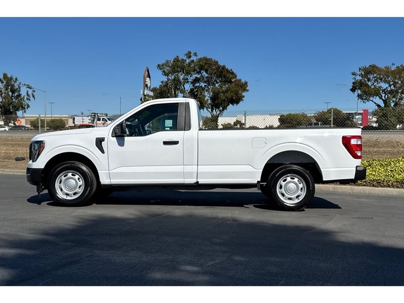 Ford F-150 Vehicle Full-screen Gallery Image 07