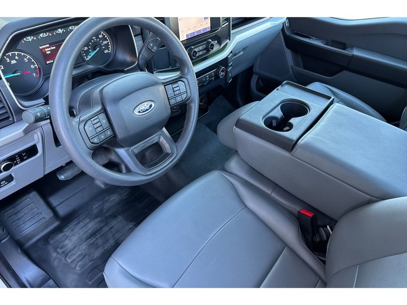 Ford F-150 Vehicle Full-screen Gallery Image 10