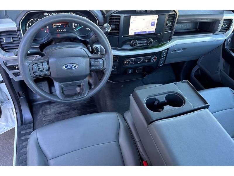 Ford F-150 Vehicle Full-screen Gallery Image 13
