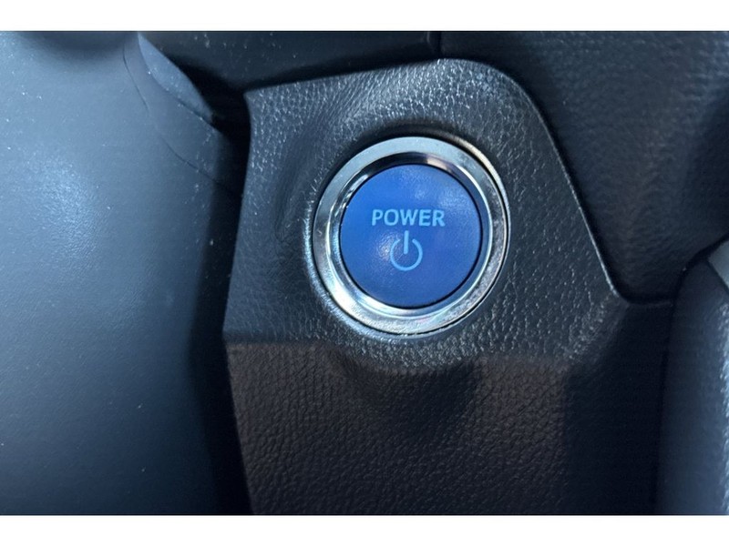 Toyota RAV4 Vehicle Full-screen Gallery Image 27